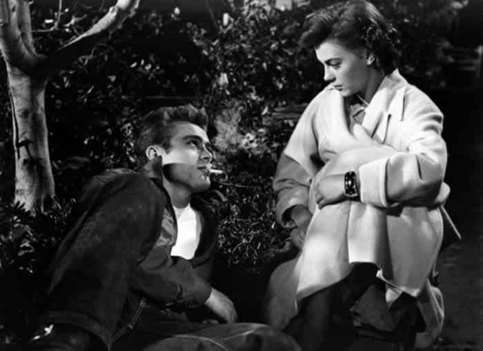 James Dean y Natalie Wood en Rebelde sin Causa (1955)