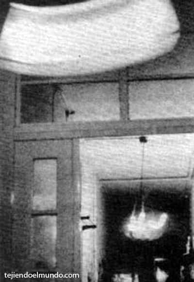 Imagen de archivo: las lámparas se movían sin explicación alguna